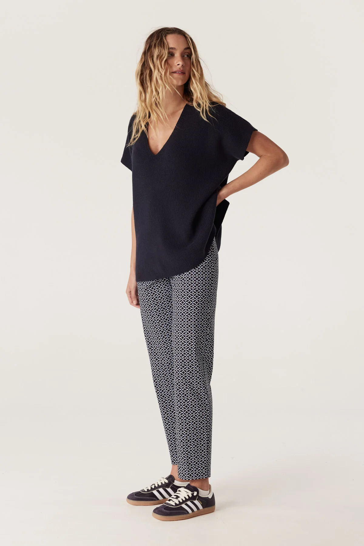 Bell Geo Pant - Navy Print - Image 4