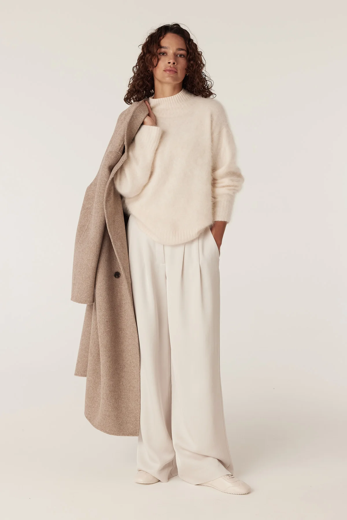 Brushed Cashmere Wool Turtle Neck Jumper - Parchment - Image 4
