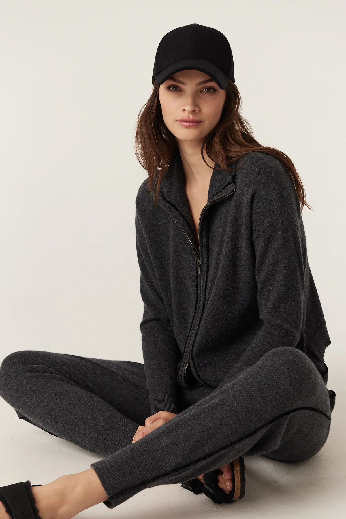Cashmere Wool Track Pant - Charcoal - Image 7