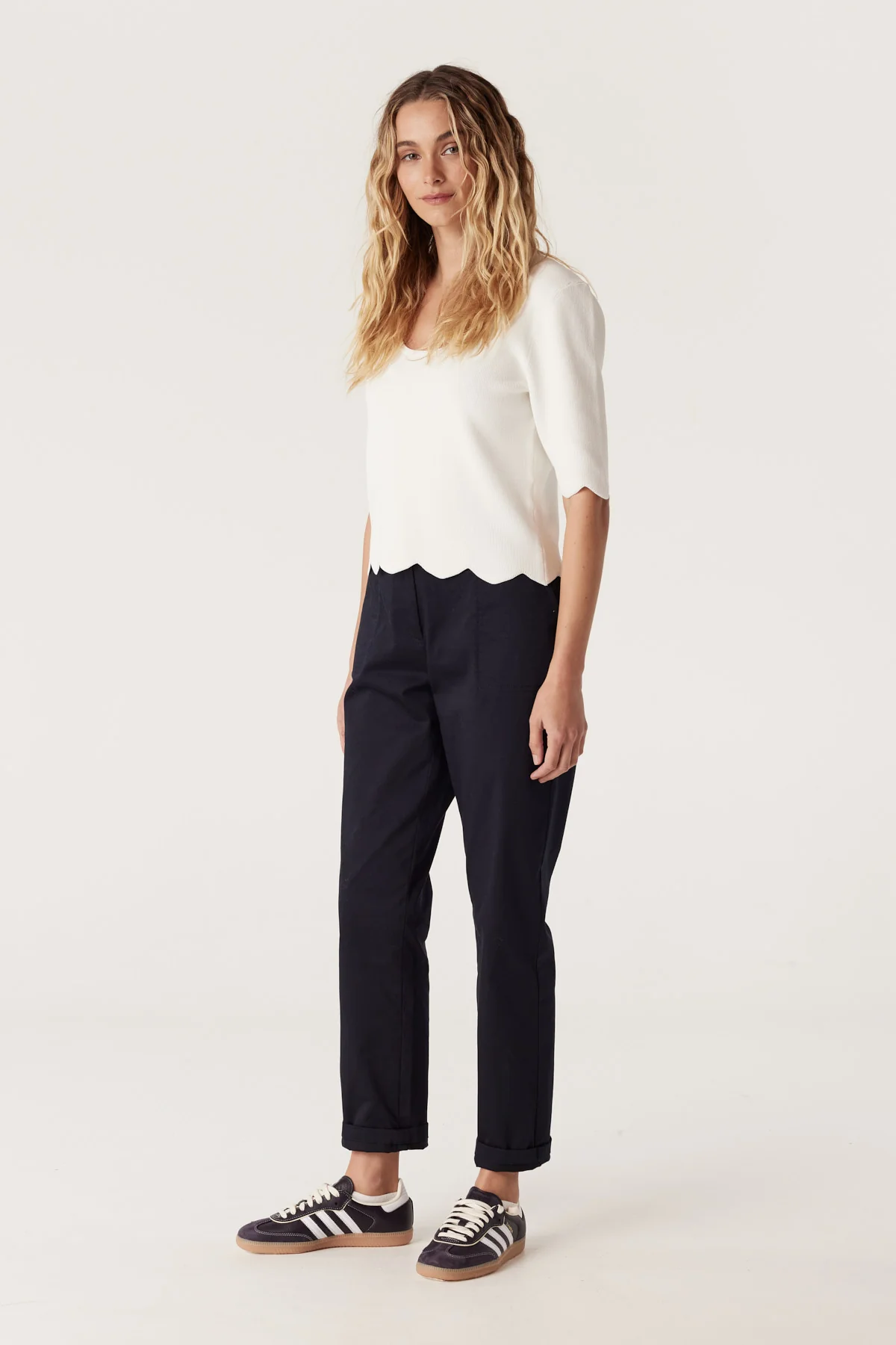 Crepe Scallop Top - White - Image 4