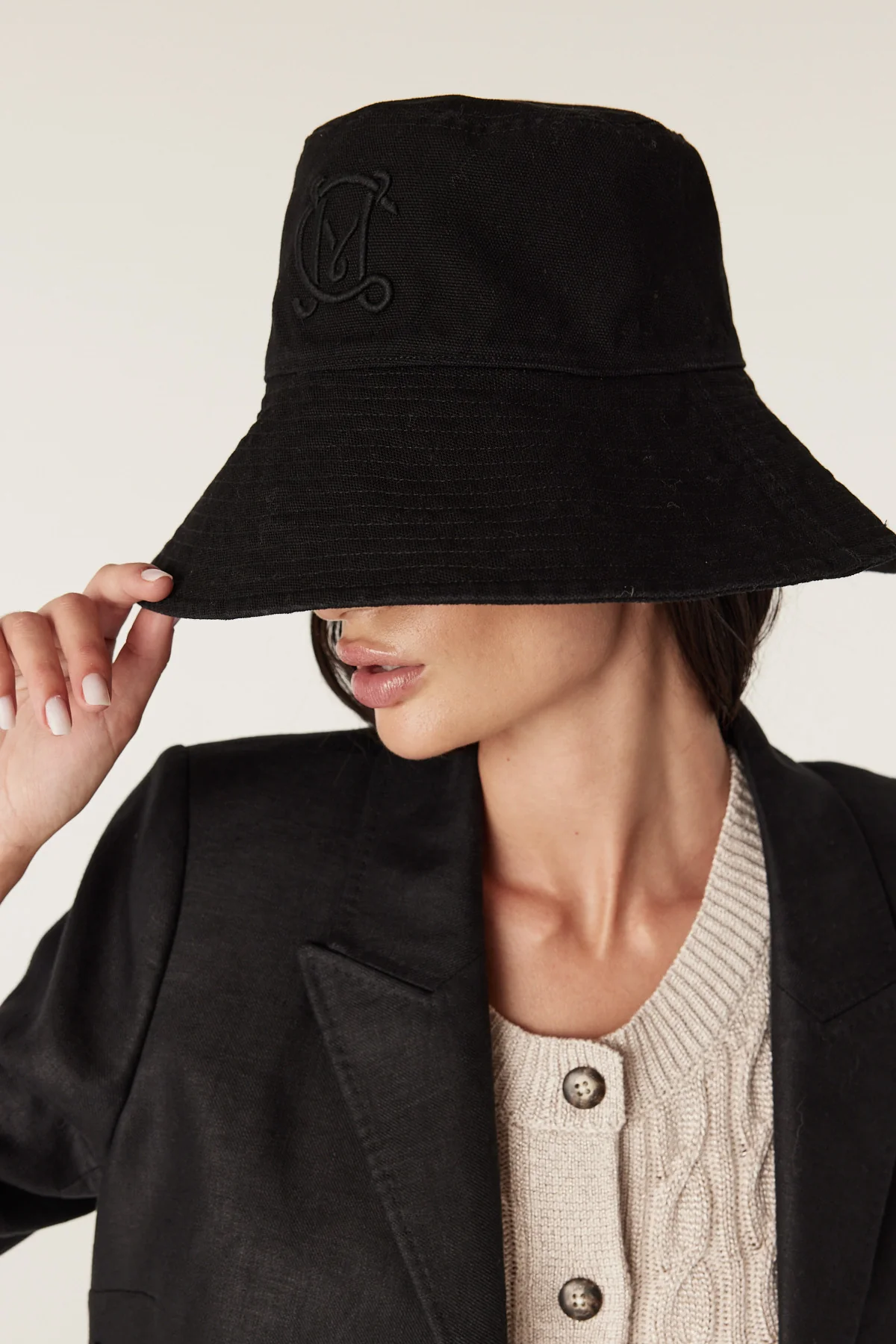 Dune Bucket Hat - Black - Image 4