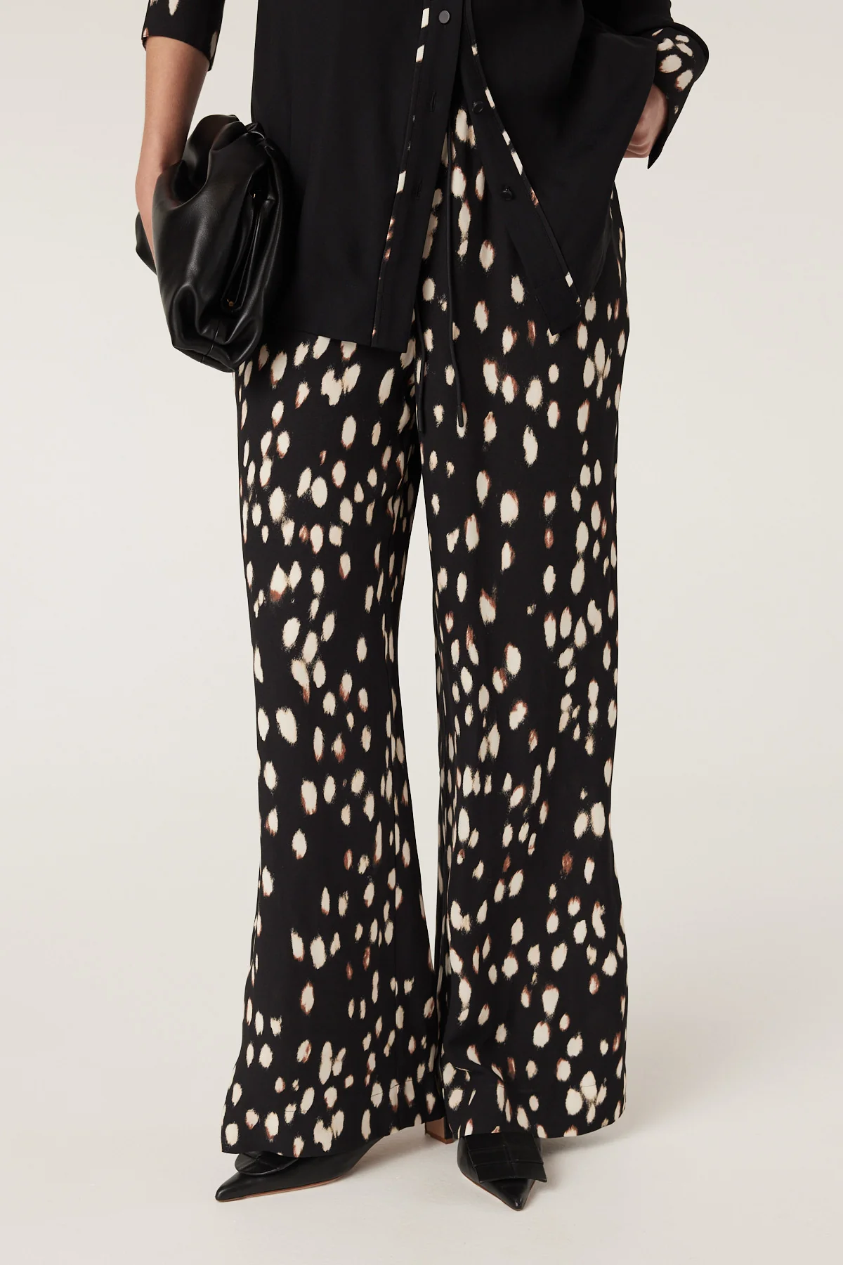 Francesca Pant - Animal Spot - Image 6