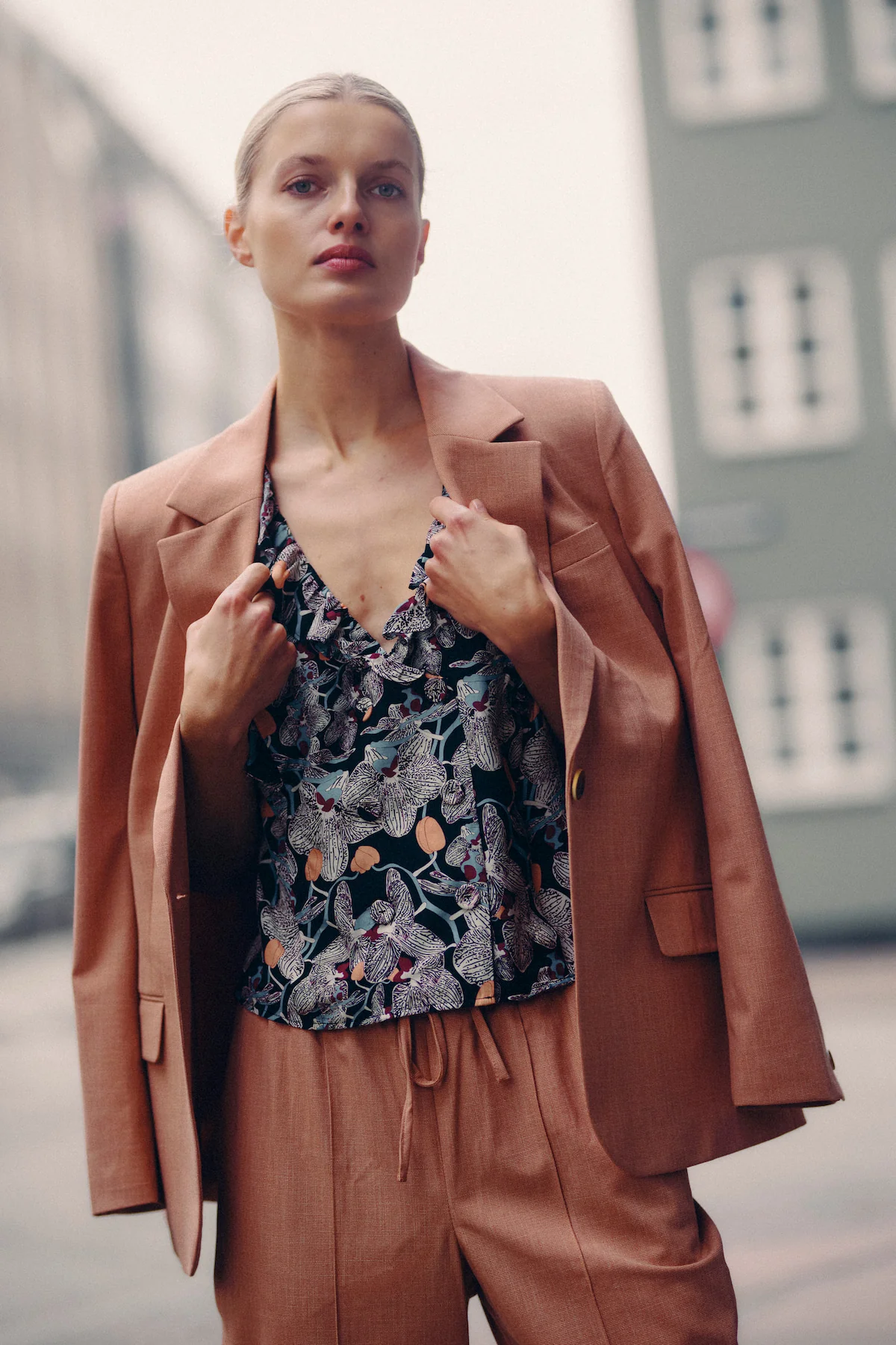 Leigh Frill Top - Orchid Print - Image 3