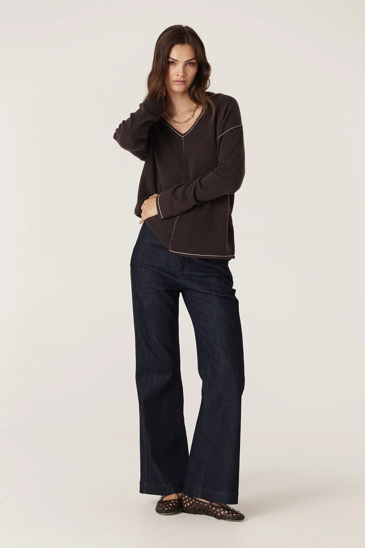 Pure Cashmere V-Neck Jumper - Chocolate