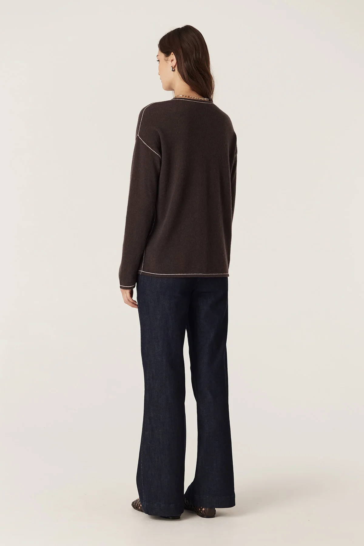 Pure Cashmere V-Neck Jumper - Chocolate - Image 5